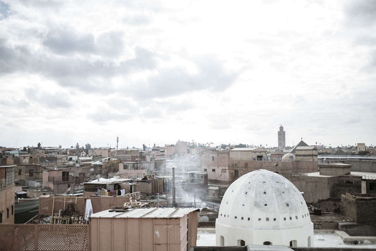 LRNCE-marrakech-hamburgstories-haeuser-wolken