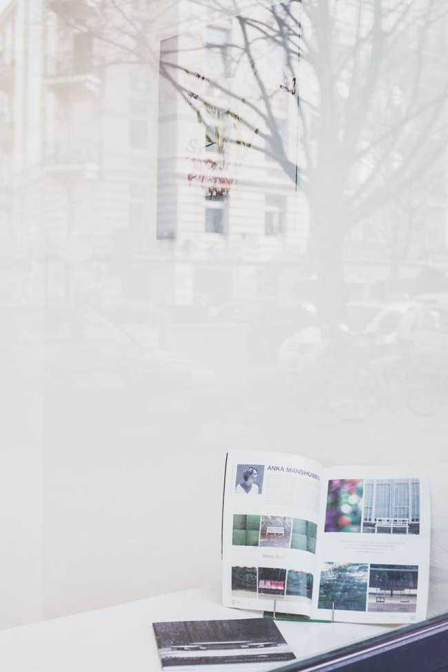 anka-manshusen-concept-fotografie-schaufenster-reflektionen