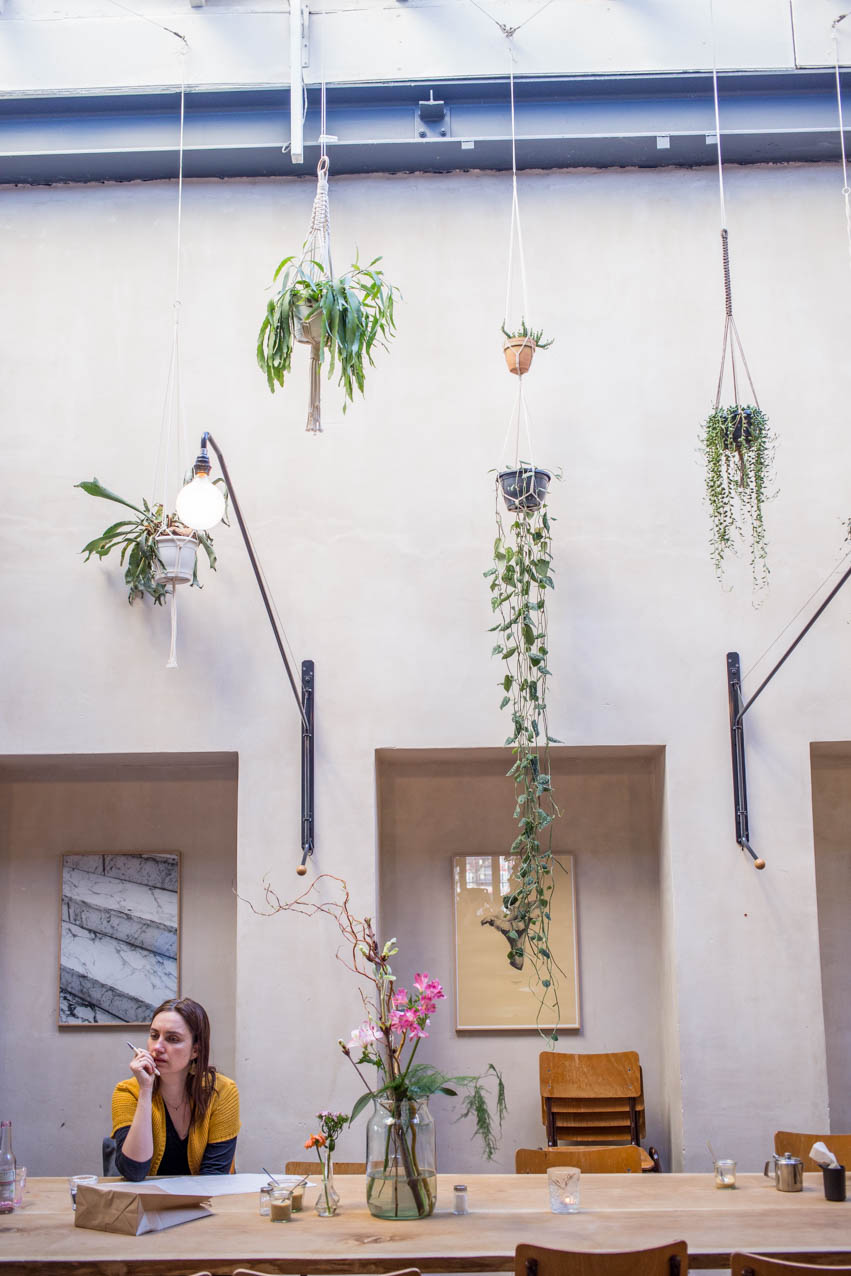 berlin-hamburgstories-hallesches-haus-cafe-gast
