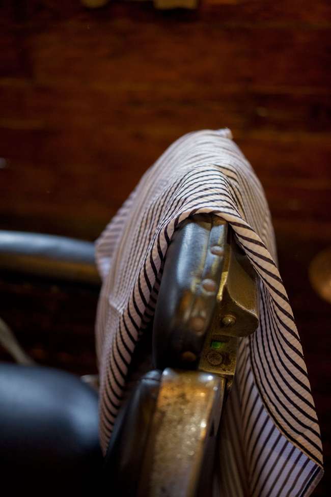 dorseys-barber-shop-at-deusex-ex-machina-machina-chair-towel