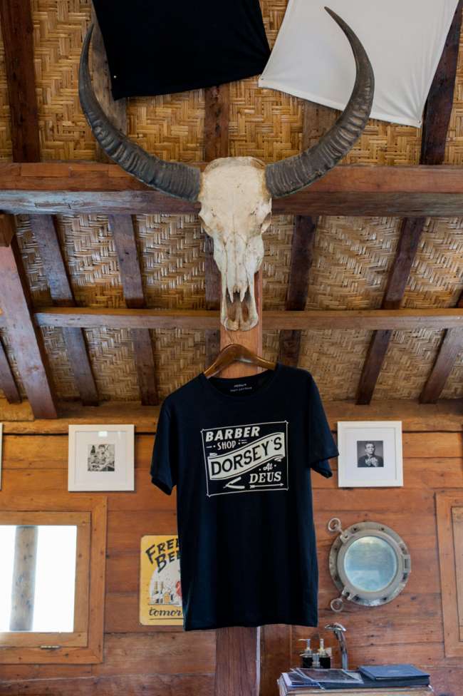 dorseys-barber-shop-at-ex-machina-deus-ex-machina-shirt-skull