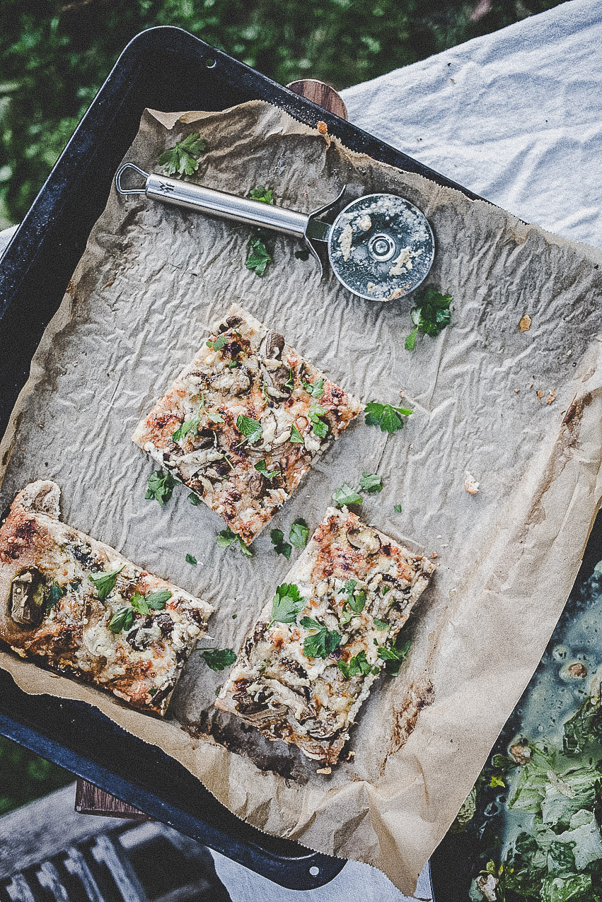 farmmade_utagleiser_photography_waldpilzpizza_petersilie
