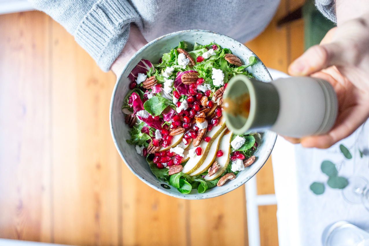 gathering-hamburg-sauce-salat