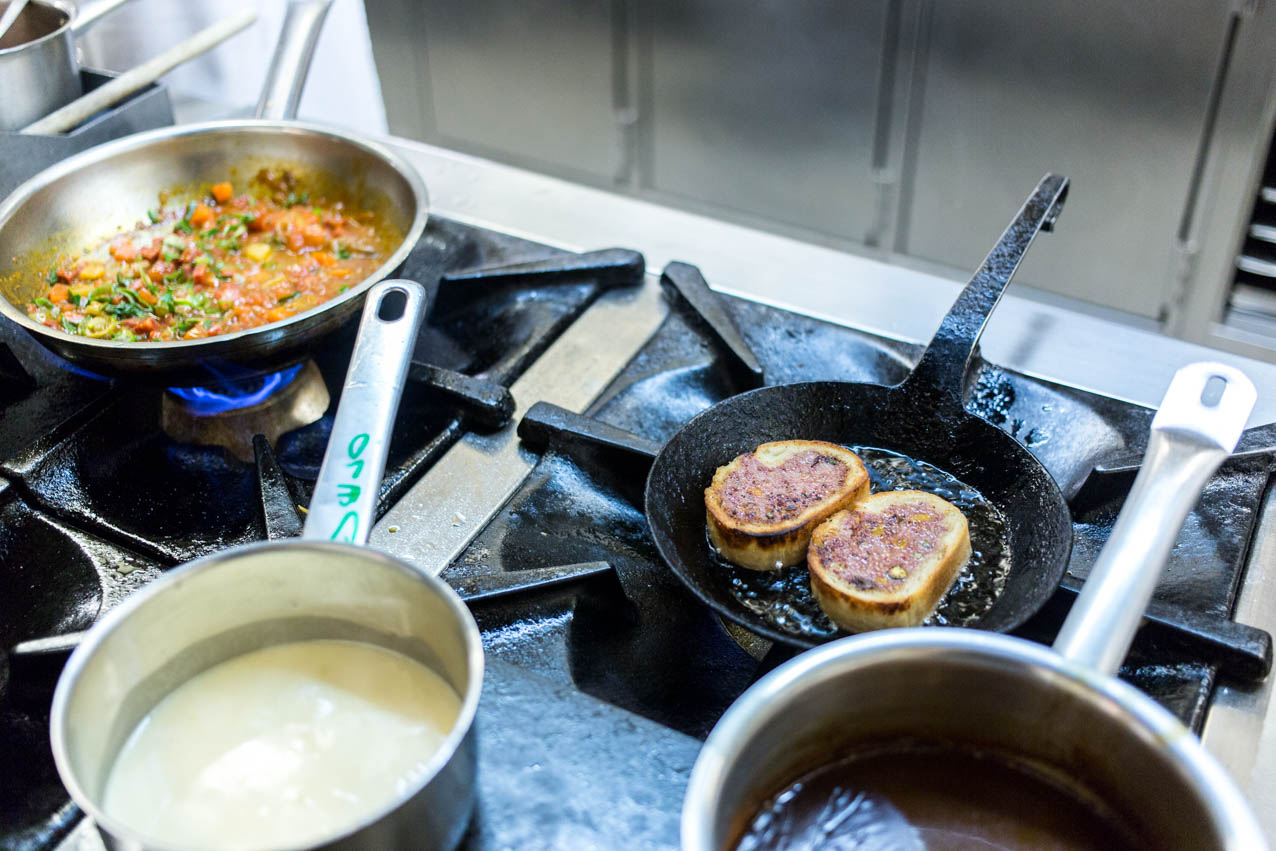 hamburgstories-cox-restaurant-hamburg-anbraten