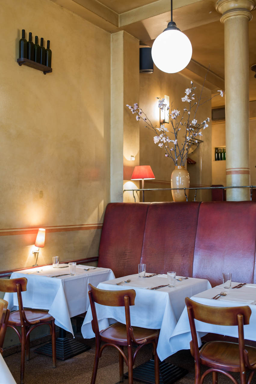 hamburgstories-cox-restaurant-hamburg-tische