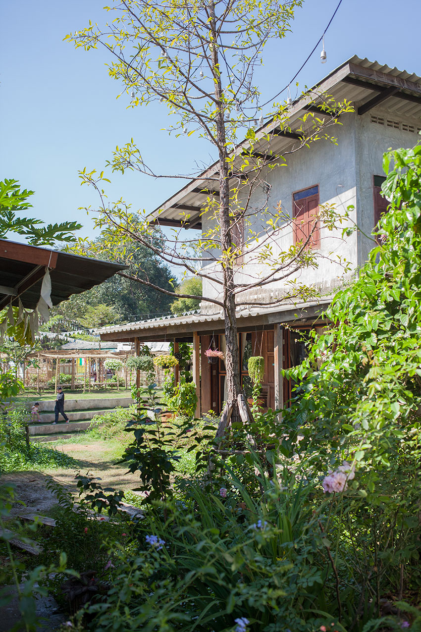 hamburstories-baan-kang-wat-chiang-mai-garten-haeuser