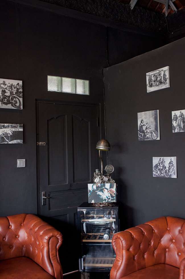 malamadre-motorcycles-bali-custom-authentic-pictures-chairs