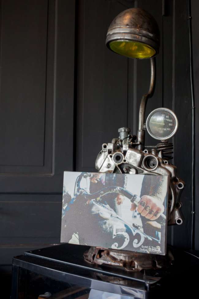 malamadre-motorcycles-bali-custom-lamp