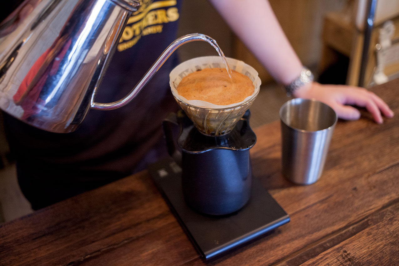 one-ounce-for-onion-fashion-cafe-bangkok-coffee-shop-aufgebrueht