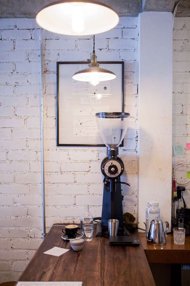 one-ounce-for-onion-fashion-cafe-bangkok-coffee-shop-kaffeemuehle