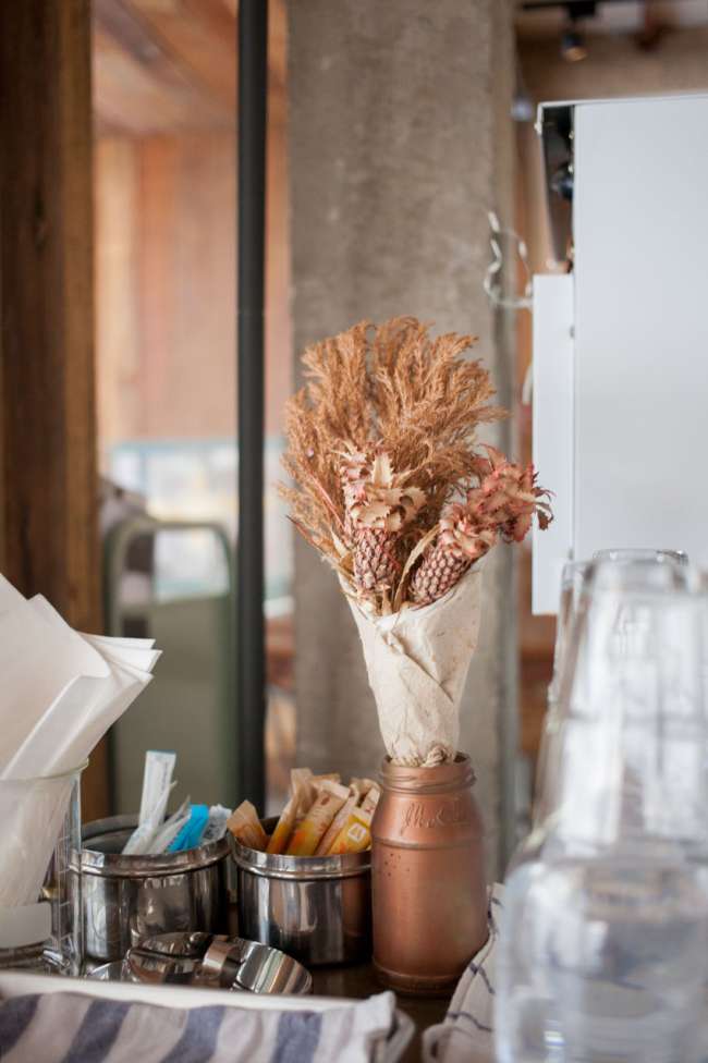 one-ounce-for-onion-fashion-cafe-coffee-shop-bangkok-ananas