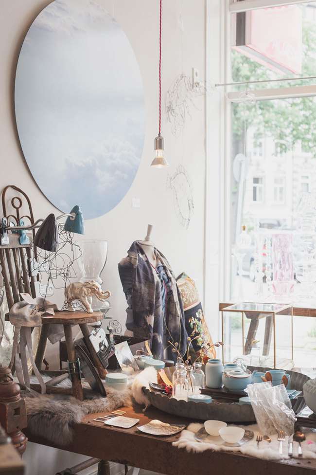 palaisxlll-mantel-schaufenster