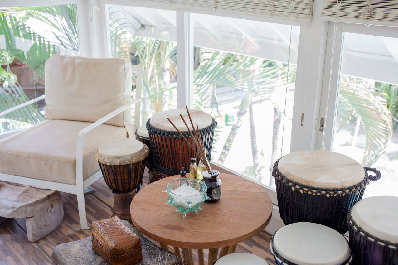 samadi-bali-yoga-retreat-organic-food-instuments