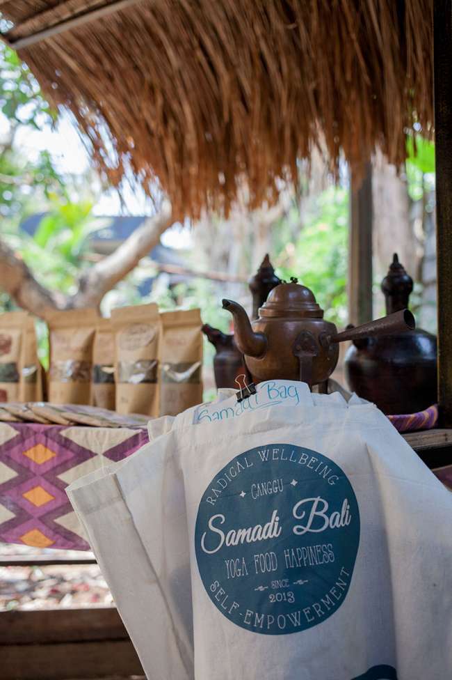 samadi-bali-yoga-retreat-organic-food-teapot