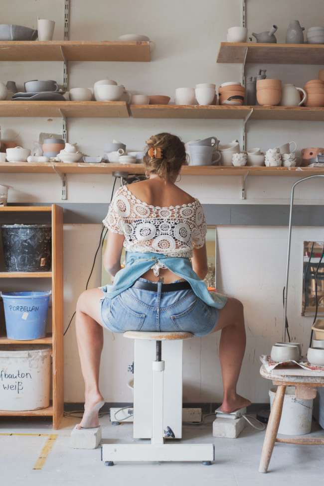 sinikka-harms-ceramics-toepfern-drehscheibe