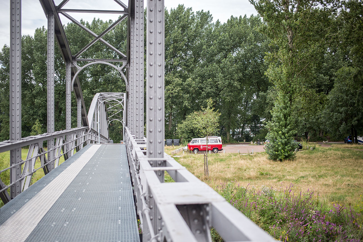 waterkant-touren-stadttouren-hamburg-locals-bulli